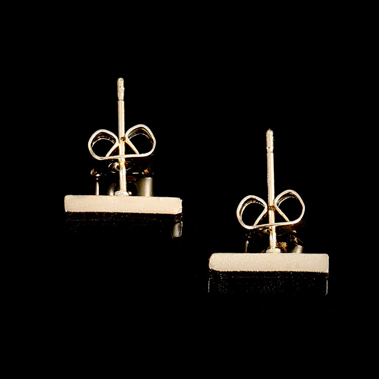 High-End Geometric Stud Earrings Versatile Lady's T-Shaped Ear Clip Silver Ear Pin Wholesale - Image 4