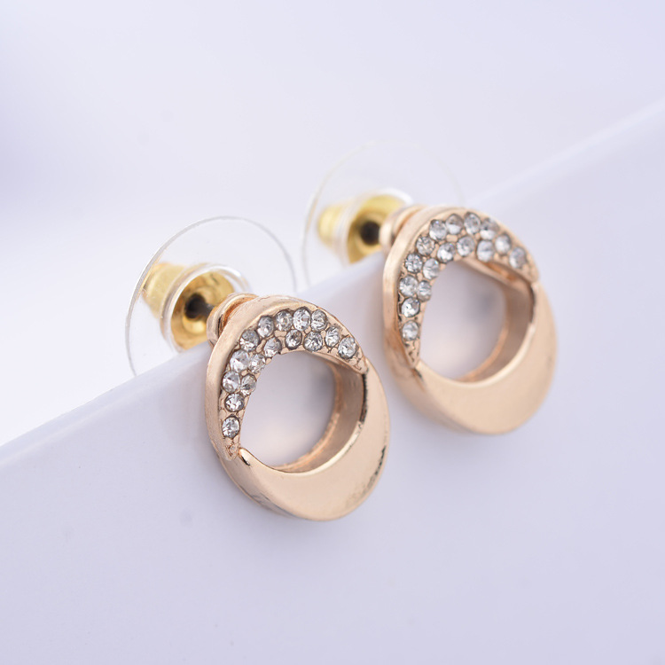 European American Geometric Moon Ear Studs Earrings for Women - Fashion Versatile Exquisite Alloy Piercing Jewelry - Image 5