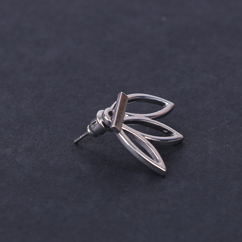 European American Fashion Hollow Lotus Stud Earrings for Women Creative Geometric Ear Jewelry - Image 3