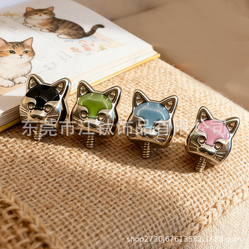 Jiangtai F136 Titanium Alloy Cat Face Oil Drip Cross-Border G23 Titanium Alloy Body Piercing Jewelry Earrings Cartilage Stud - Image 3