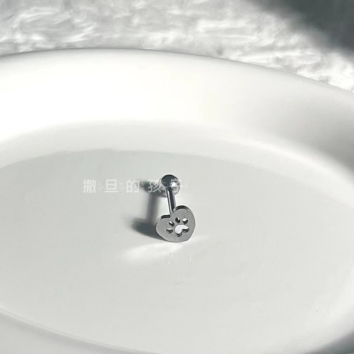 Bear Claw Tongue Barbell 14G External Thread Titanium Steel Tongue Ring Cute Girl Tongue Piercing Jewelry - Image 3