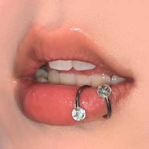 5-Color Fine Glitter Acrylic Lip Ring S-Shaped Rod Ear Bone Ring Titanium Steel Hot Girl Piercing Jewelry Factory Cross-Border Wholesale
