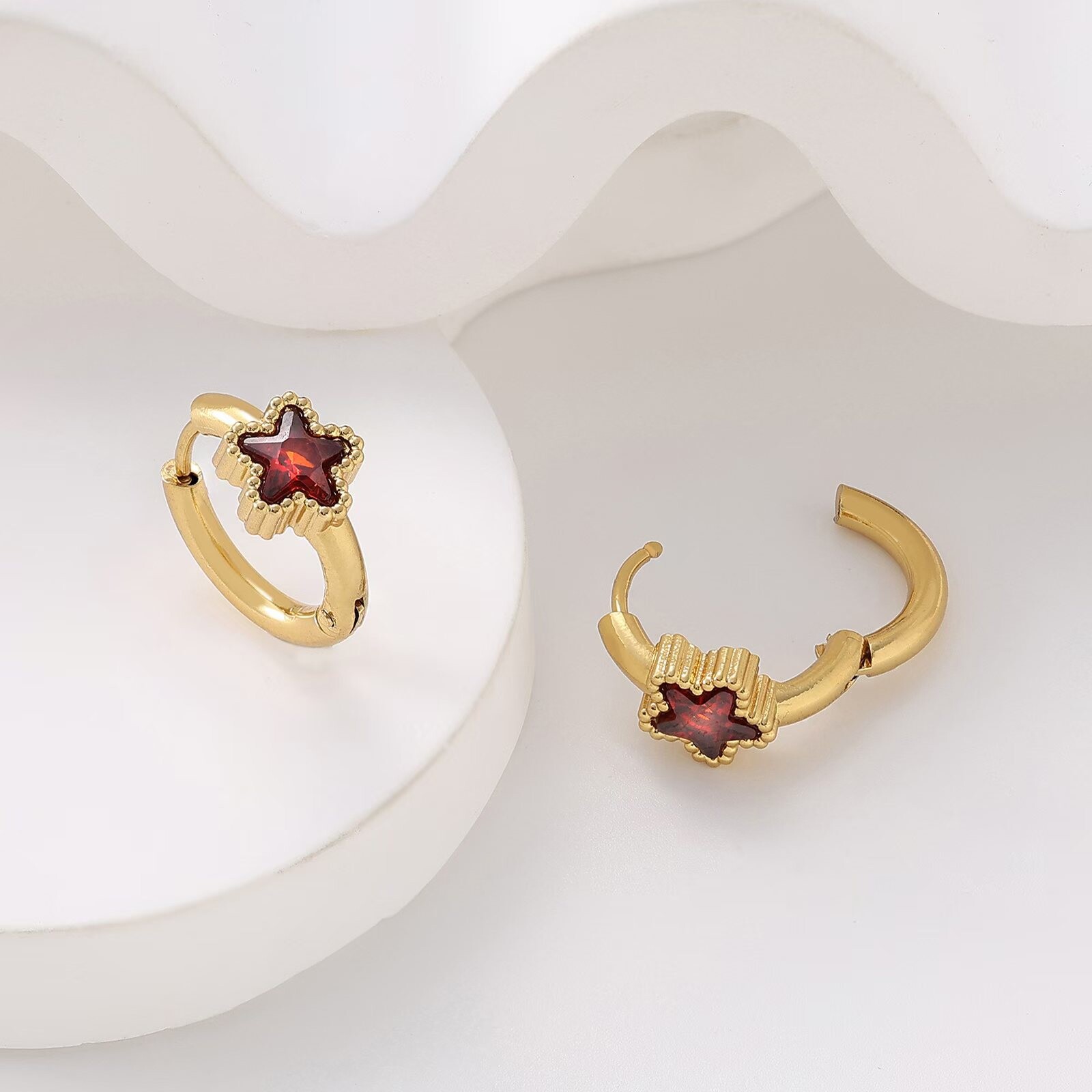 Geometric Diamond Earrings Stainless Steel Drop Earrings for Women - Image 2