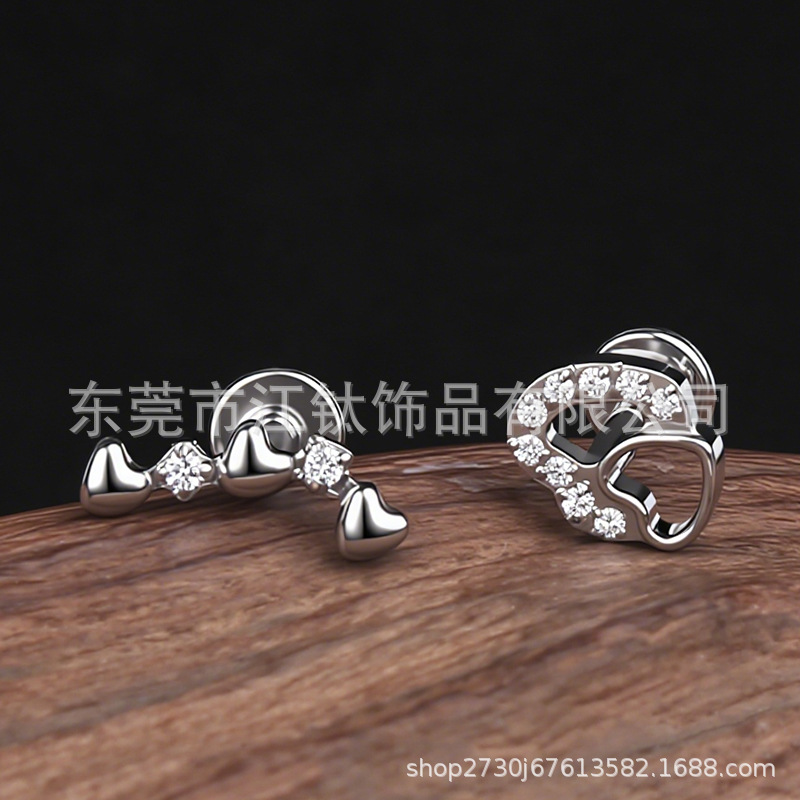 Heart-Shaped Titanium Alloy Ear Stud with Zircon - G23 ASTM F136 Body Piercing Jewelry - Image 3