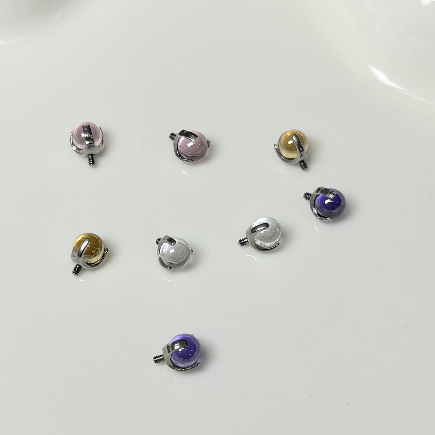 Cross-Border Three-Claw Round Bead Clear Steel Titanium Lip Nail Ear Bone Nail Internal Thread Flat Bottom Piercing Jewelry Wholesale - Image 4